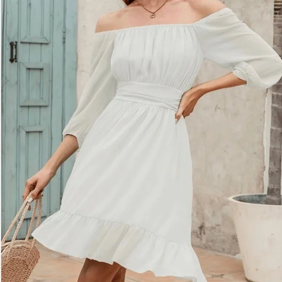 Phortric White Latern sleeve dress - Picture 1 of 7